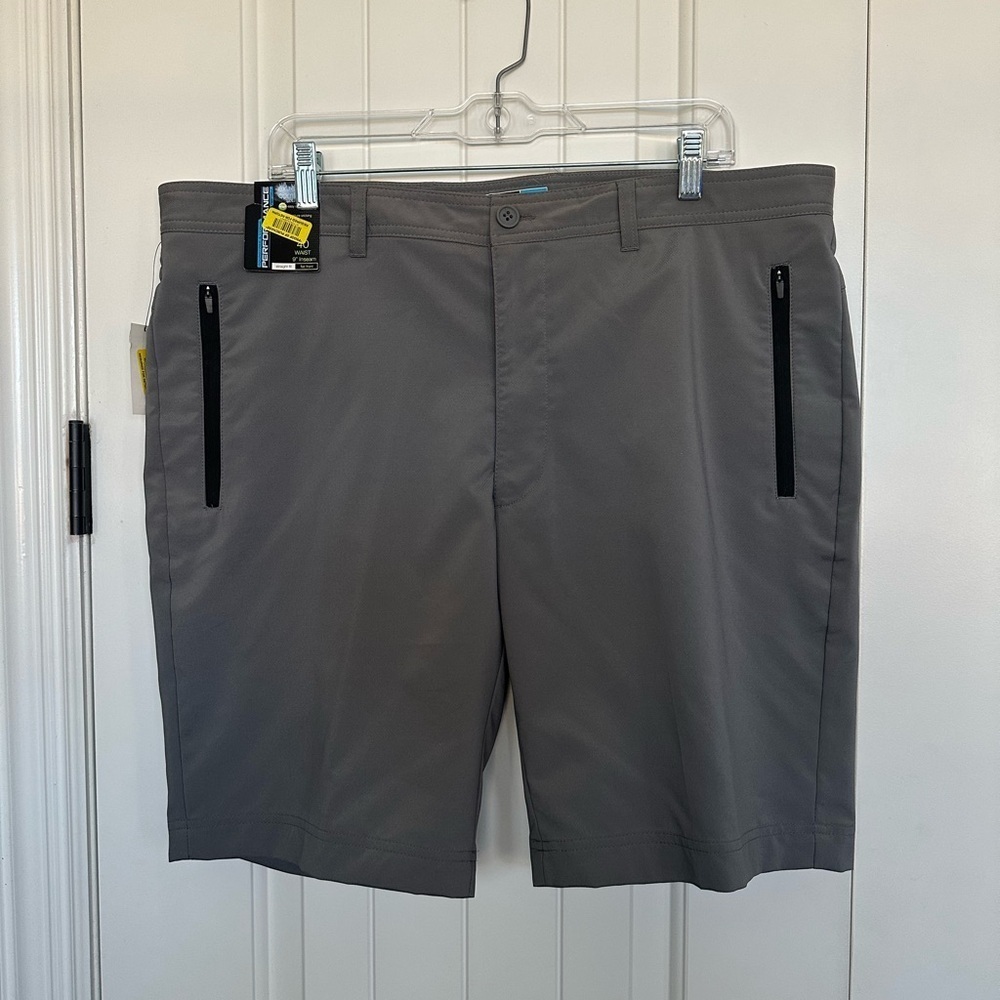NWT Men's Roundtree & Yorke Performance Shorts